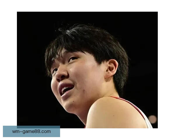 杨瀚森坦言手像叉子般难受期望回开拓者迎来全新表现